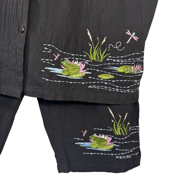 Pretty Bleu Womens Size 2X Black Embroidered Frog  Two Piece Set - Picture 9 of 11